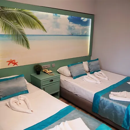 Hotel Blue Palace